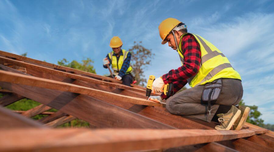 Professional gutter cleaning in Pope, MS